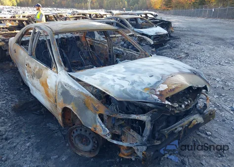 2002 Toyota Camry Le из США, поврежденный, VIN 4T1BE32KX2U089478